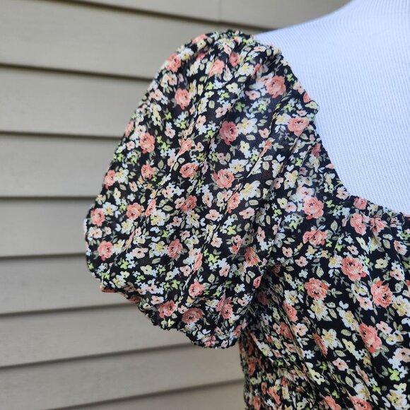 Forever 21 Multicolor Square Neck Crop Top Ditsy Floral Print Blouse - Picture 6 of 12